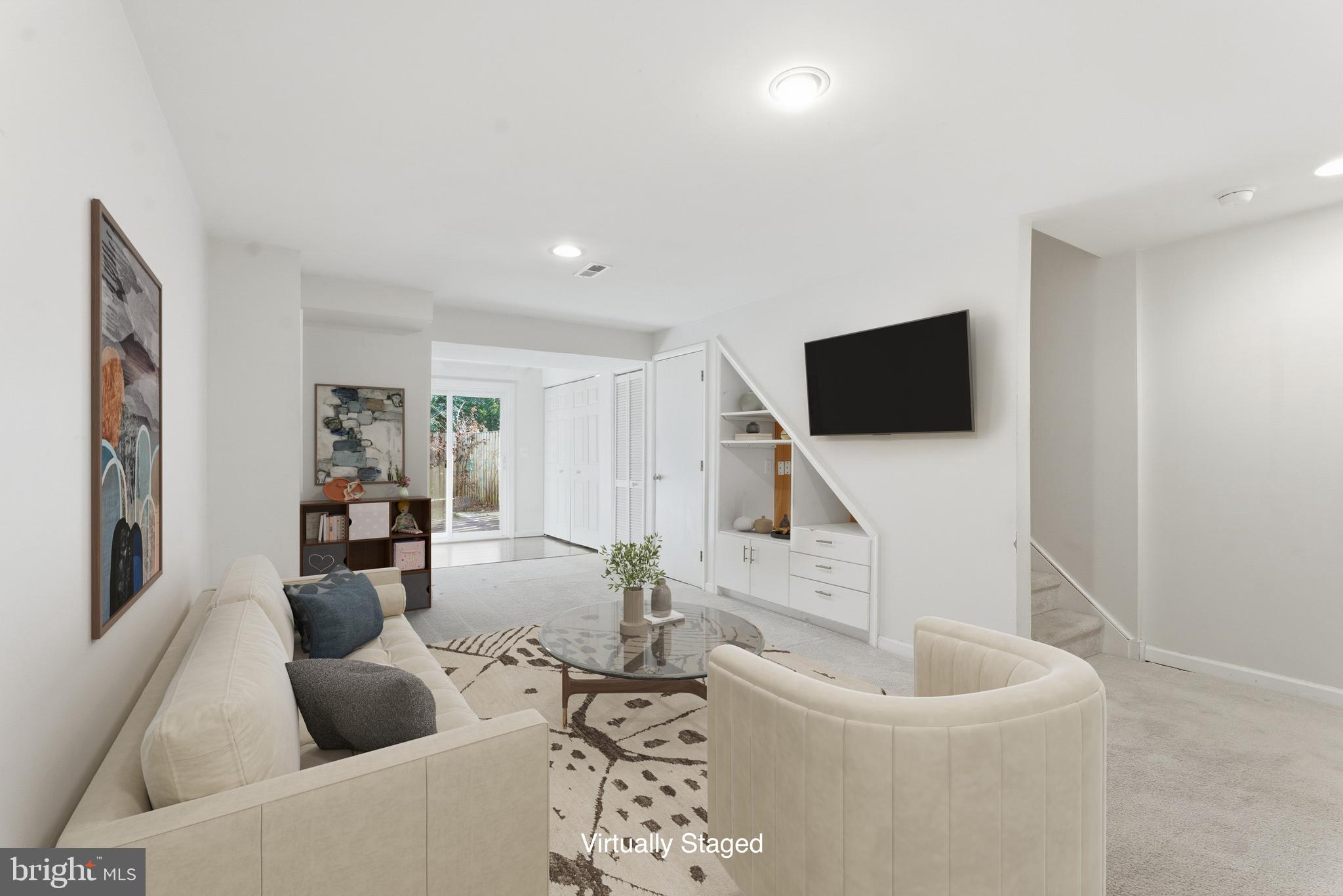 COUNTRYSIDE - Residential