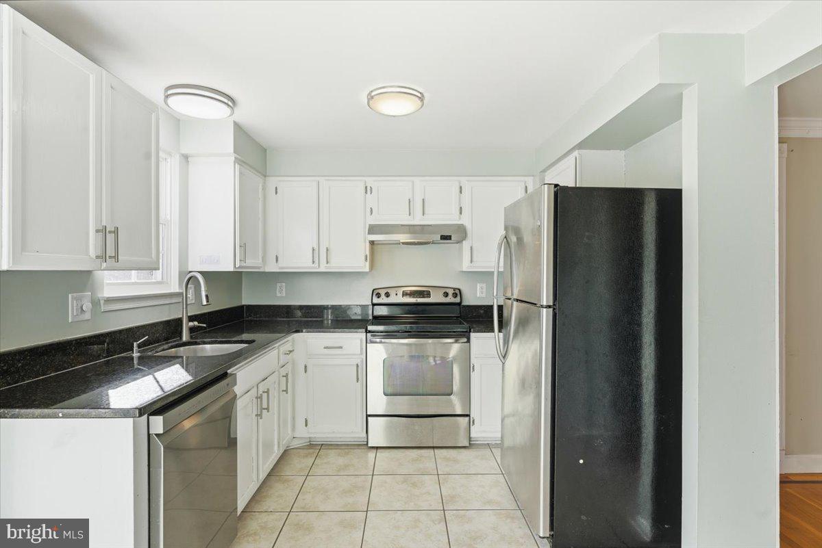 COUNTRYSIDE - Residential