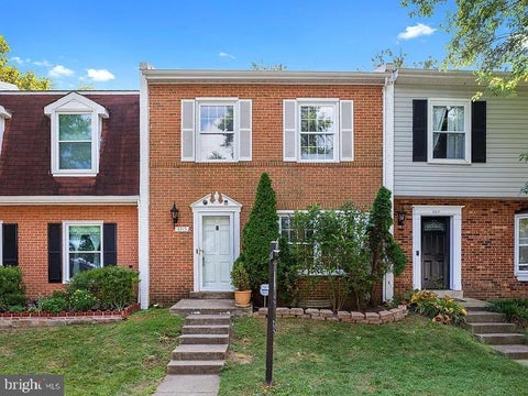 Photo of 6315 Hillary Court, ALEXANDRIA, VA 22315 (MLS # VAFX2343332)
