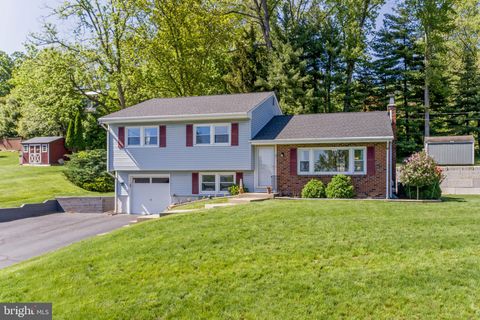 7 MAPLEWOOD ROAD MILFORD NJ 08848