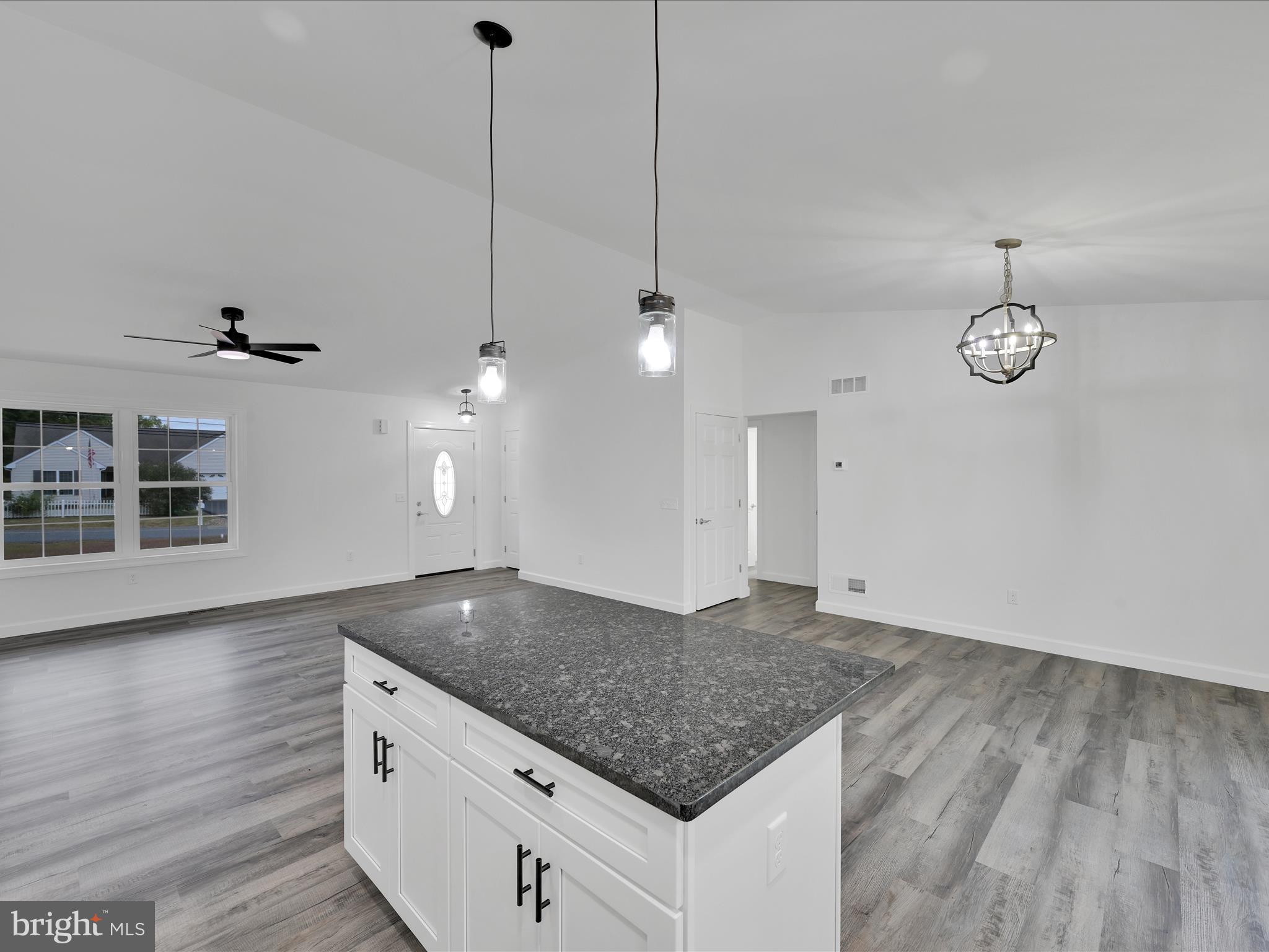 LAKE WYNONAH - Residential