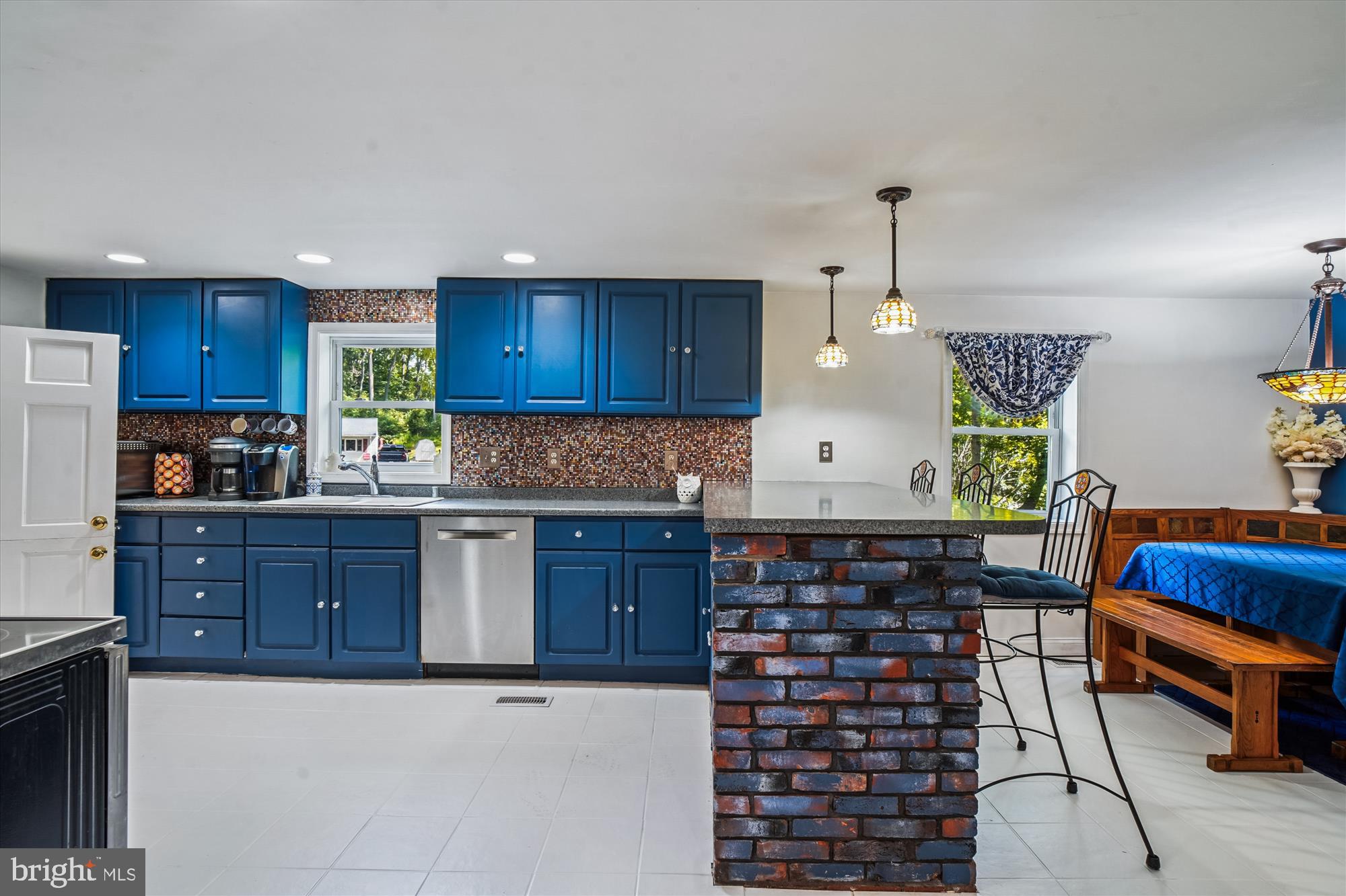 7409 SPOUT HILL ROAD
