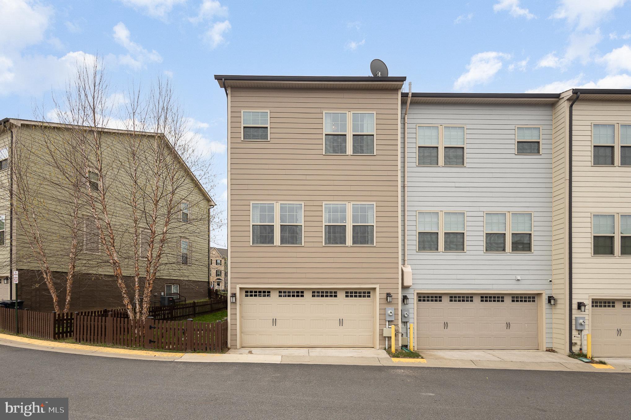 POTOMAC SHORES - Residential