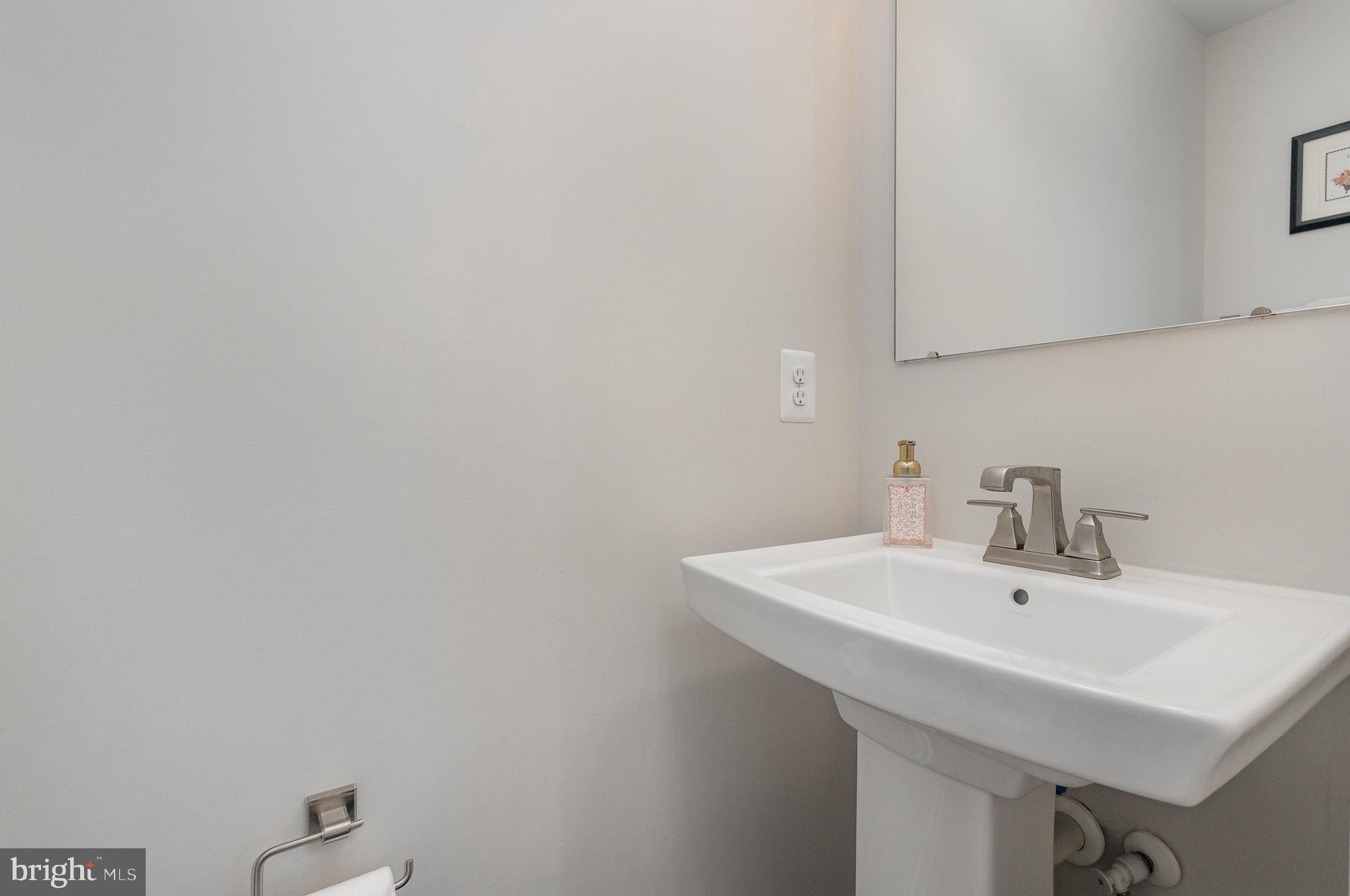 POTOMAC SHORES - Residential