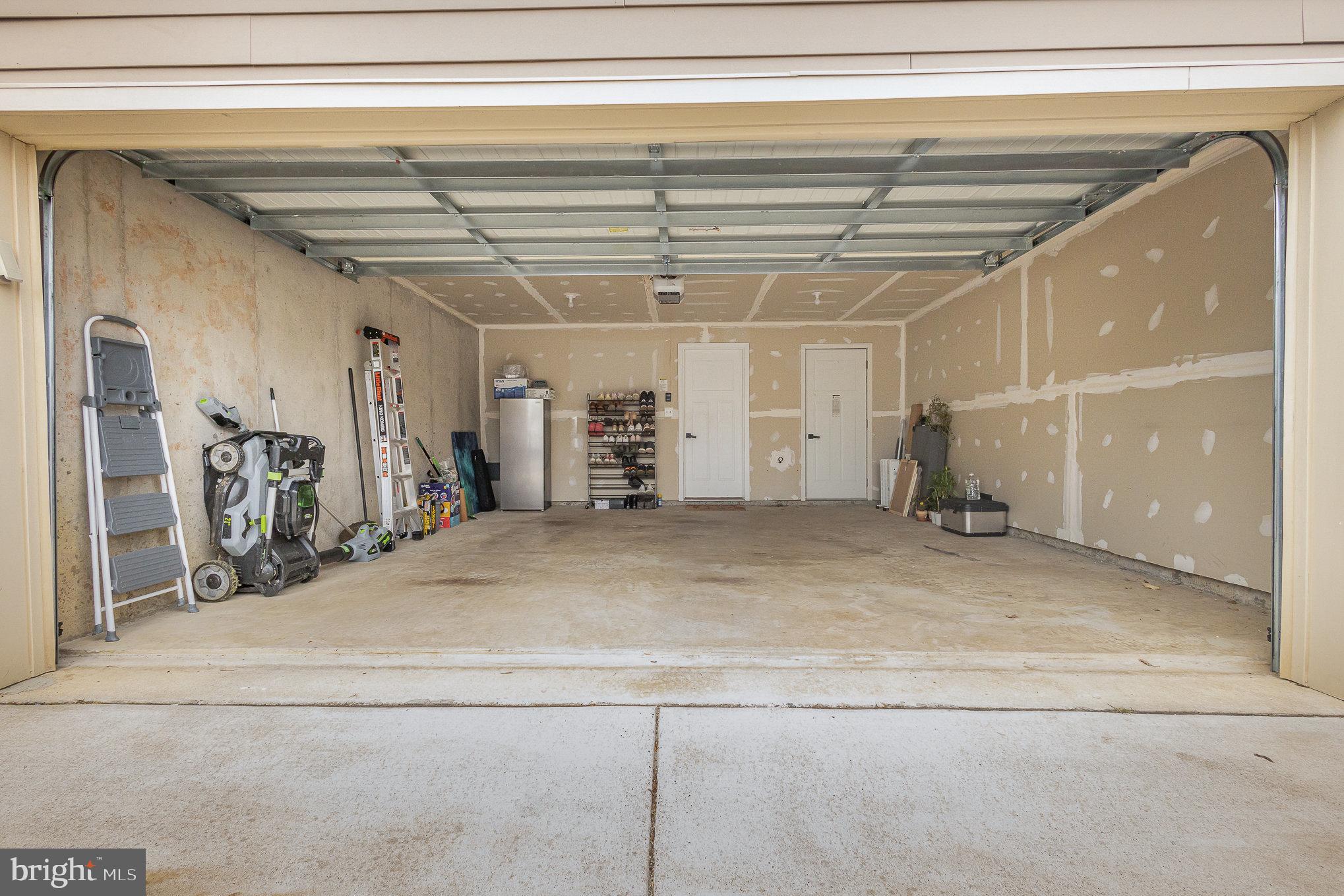 POTOMAC SHORES - Residential