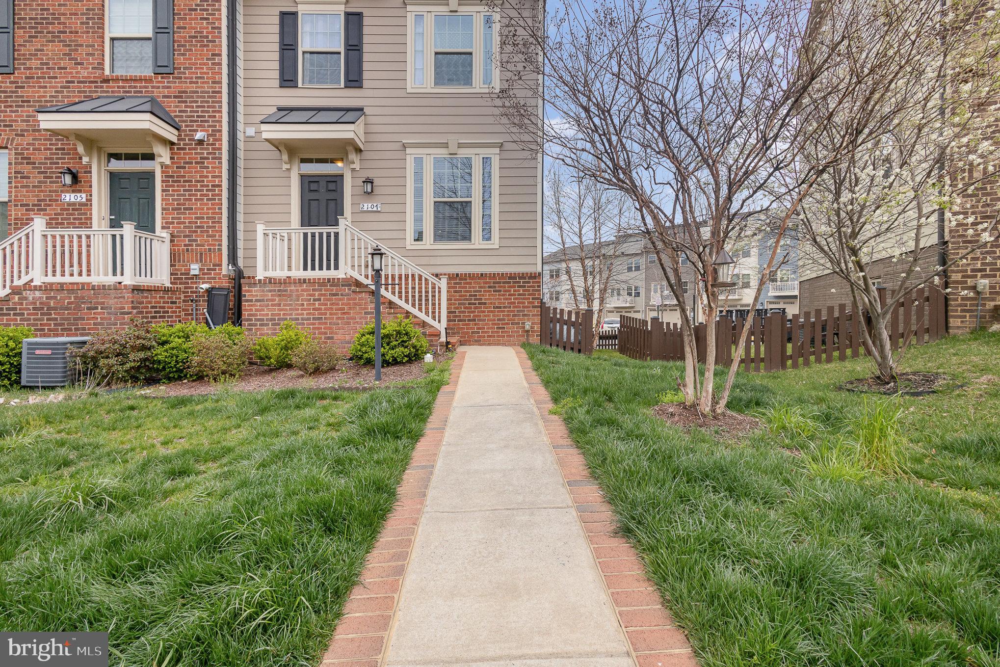 POTOMAC SHORES - Residential