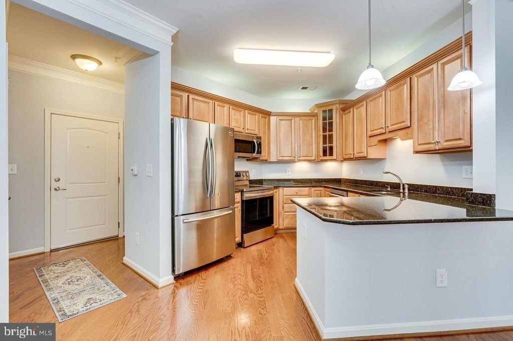 Photo of 24701 Byrne Meadow Square #100, ALDIE, VA 20105 (MLS # VALO2108618)
