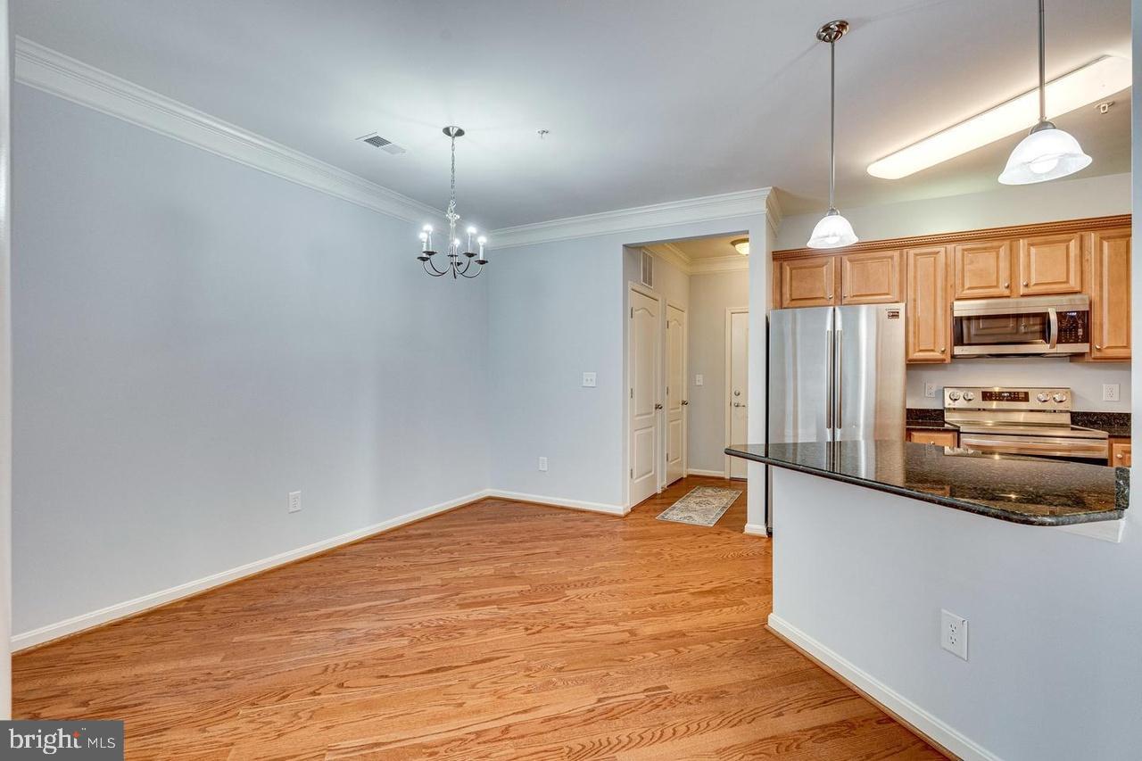24701 BYRNE MEADOW SQUARE 100
