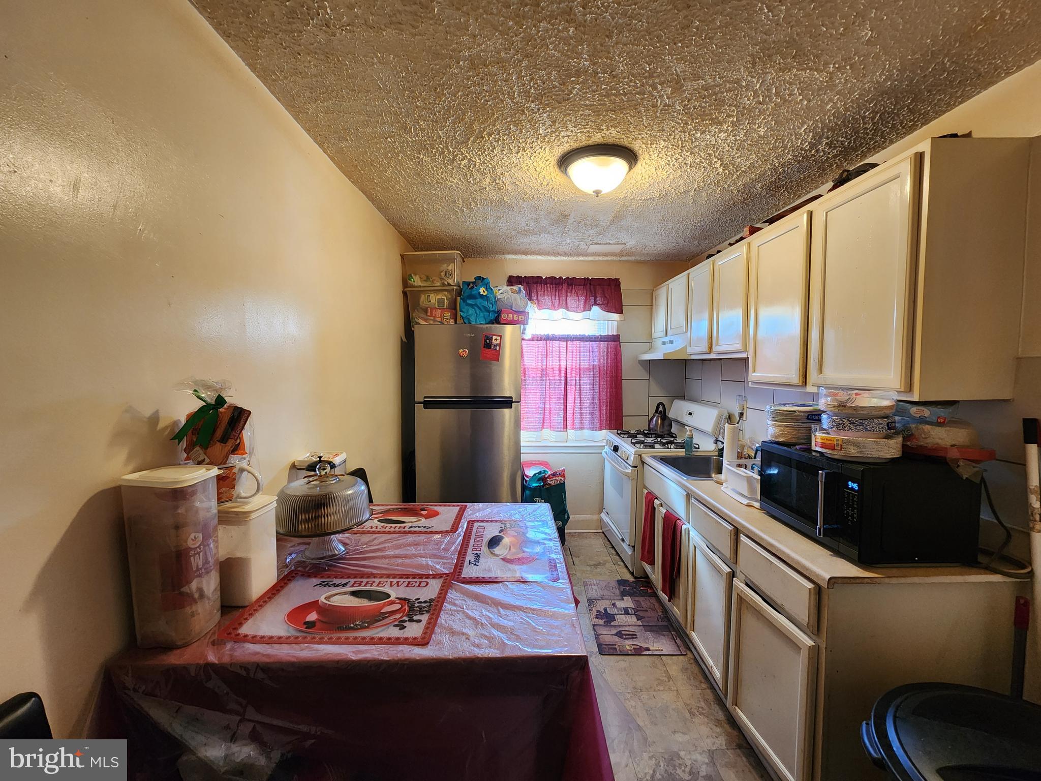 CHERRY HILL - Residential