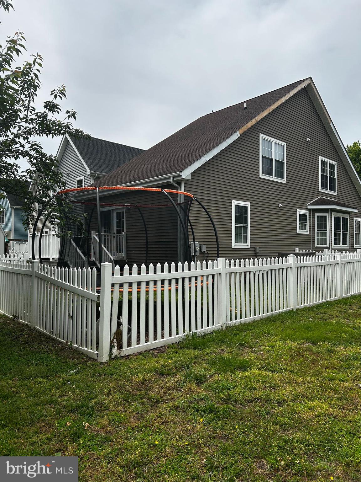 30 KELLEY GIBSON STREET