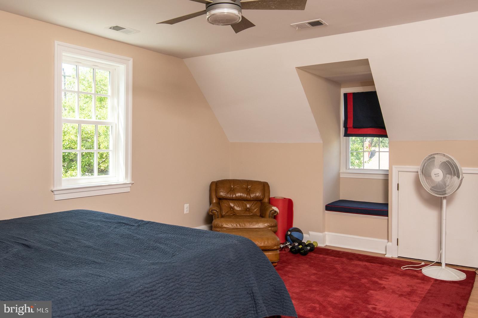 WAYCROFT WOODLAWN - Residential Lease