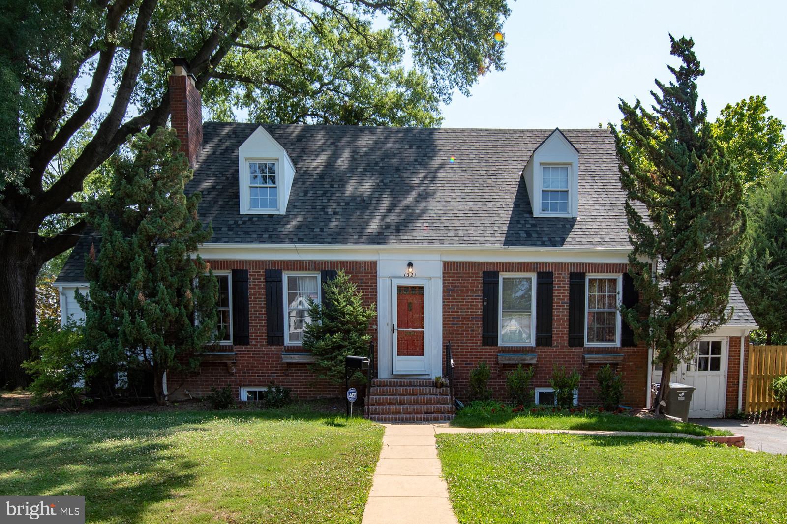 WAYCROFT WOODLAWN - Residential Lease