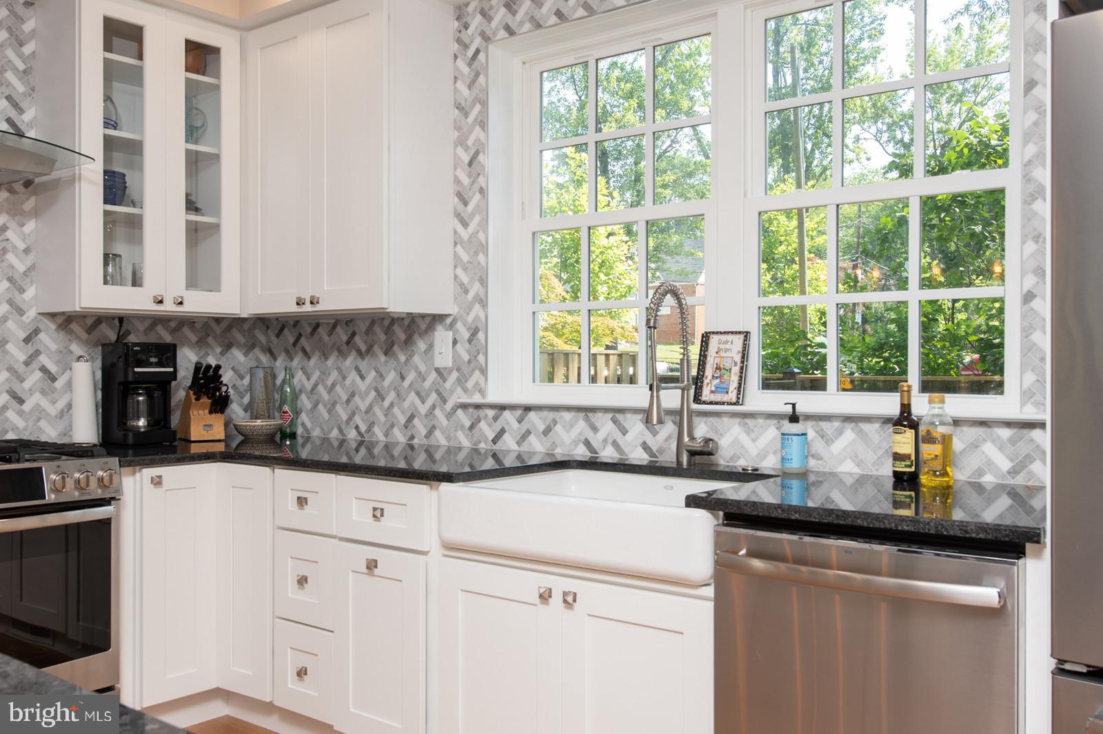 WAYCROFT WOODLAWN - Residential Lease