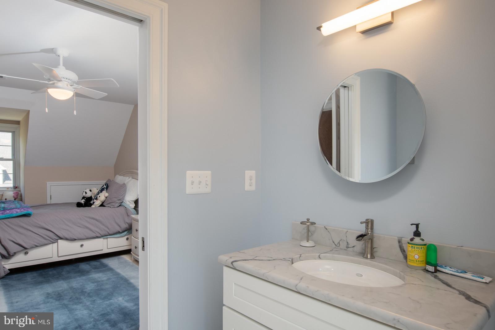 WAYCROFT WOODLAWN - Residential Lease