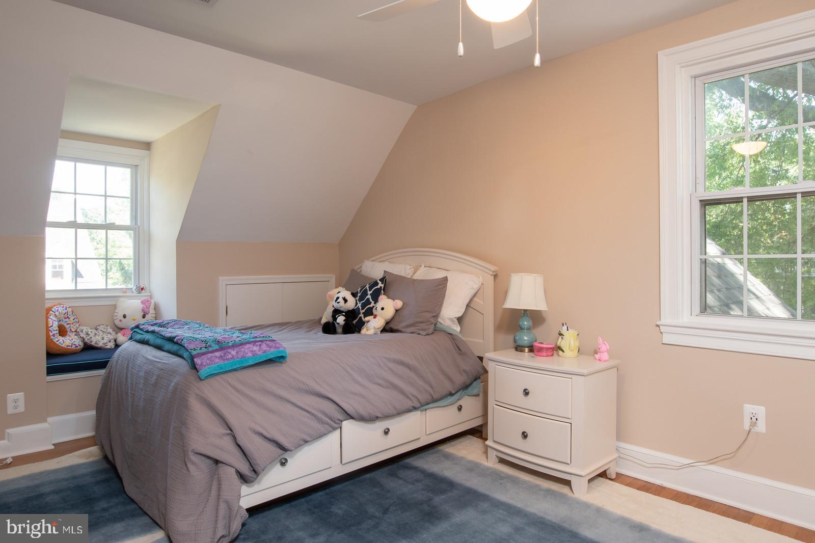 WAYCROFT WOODLAWN - Residential Lease