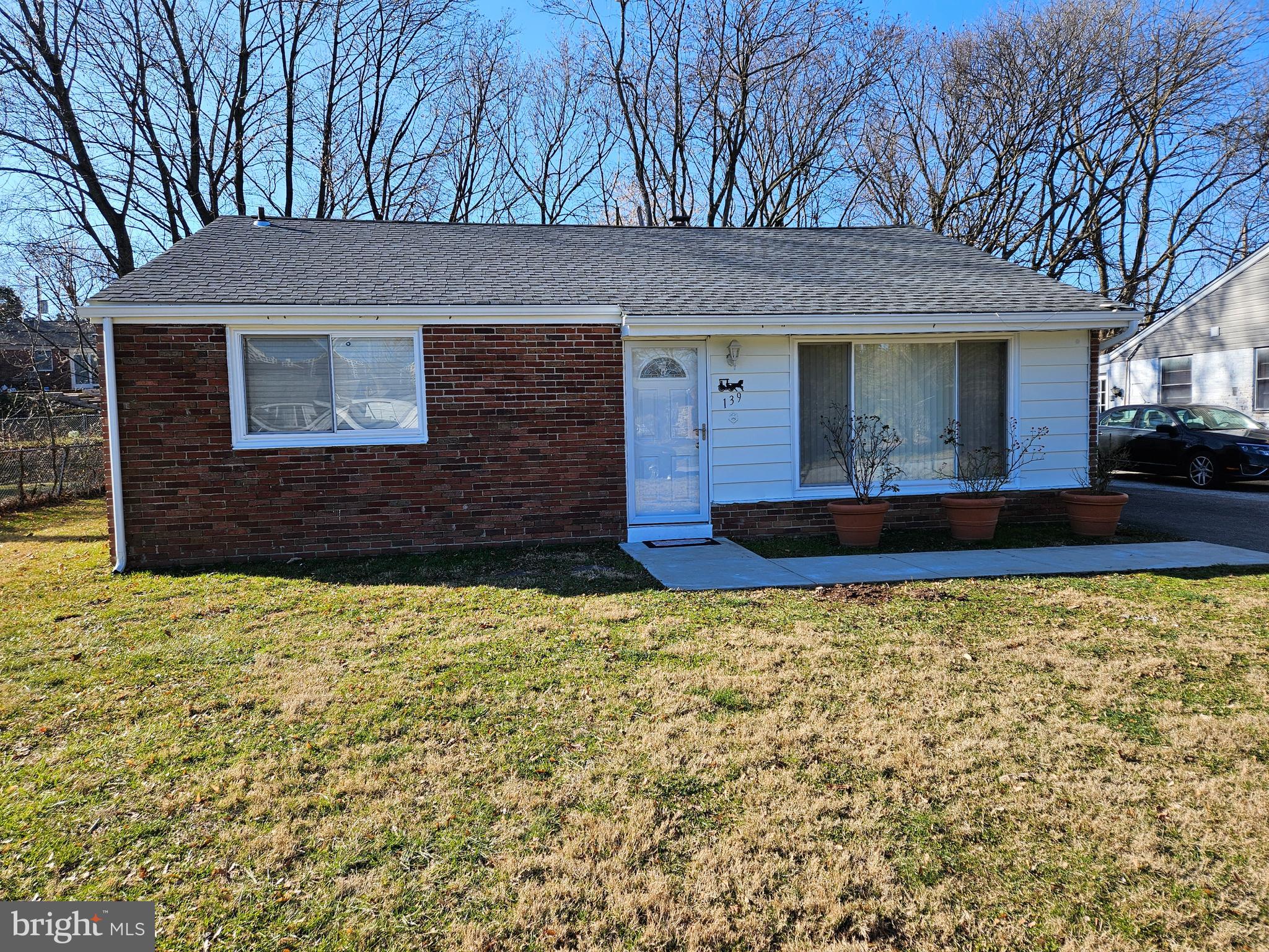 VALLEY FORGE HOMES - Residential Lease