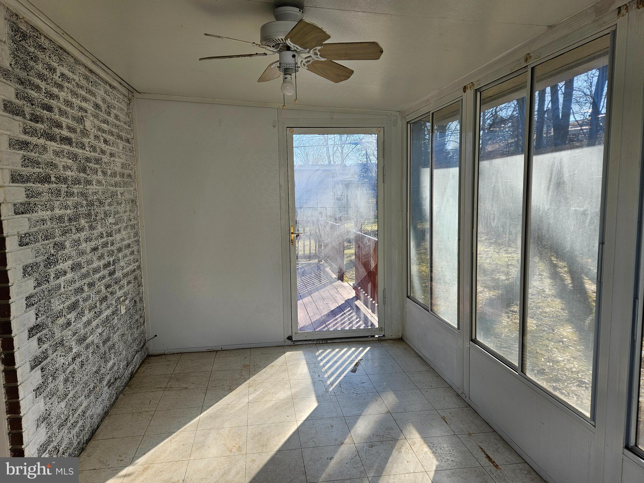 VALLEY FORGE HOMES - Residential Lease
