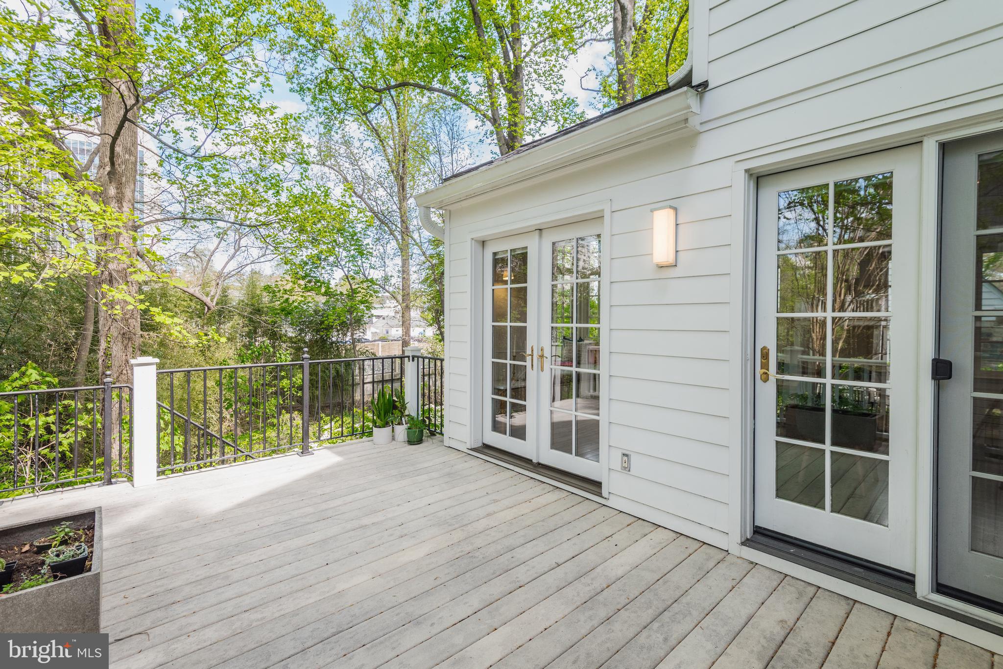 TARRYTOWN PARK - Residential