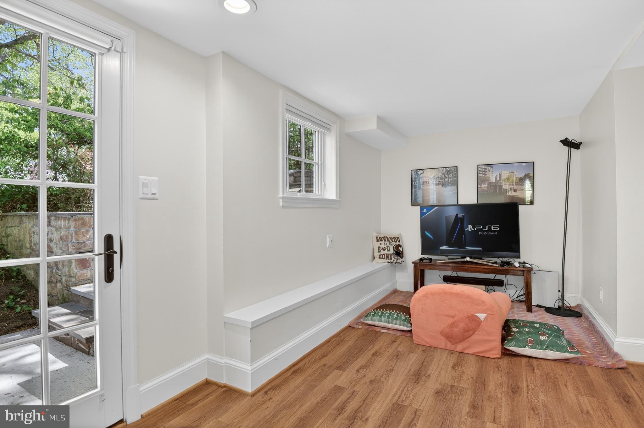 TARRYTOWN PARK - Residential