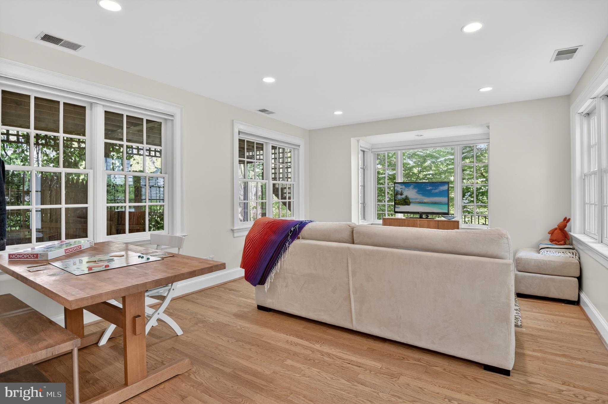 TARRYTOWN PARK - Residential