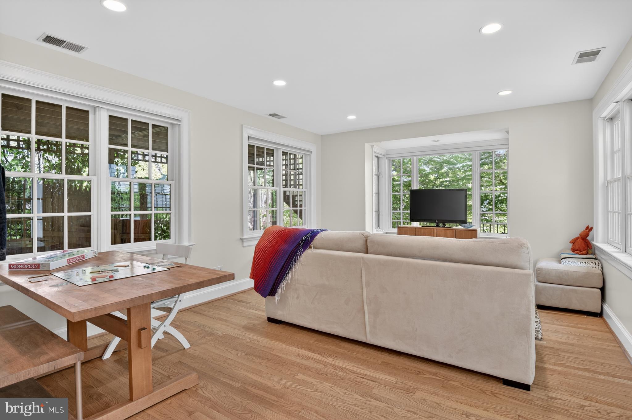 TARRYTOWN PARK - Residential