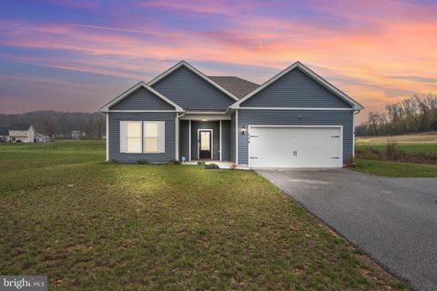 239 PIEDMONT WAY HANOVER PA 17331