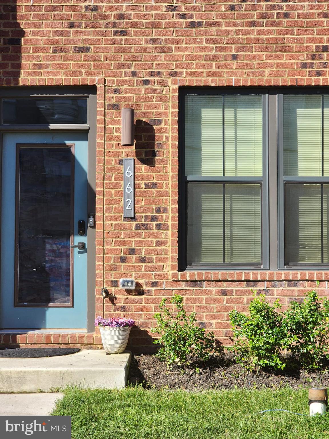 TANYARD SHORES - Residential Lease