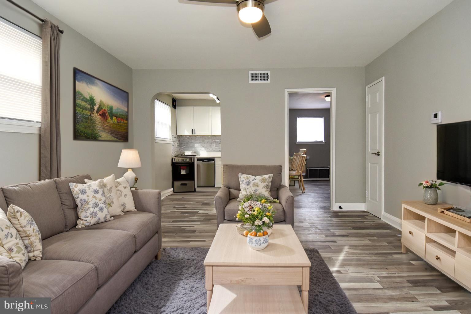 8208 BELLEFONTE LANE 4
