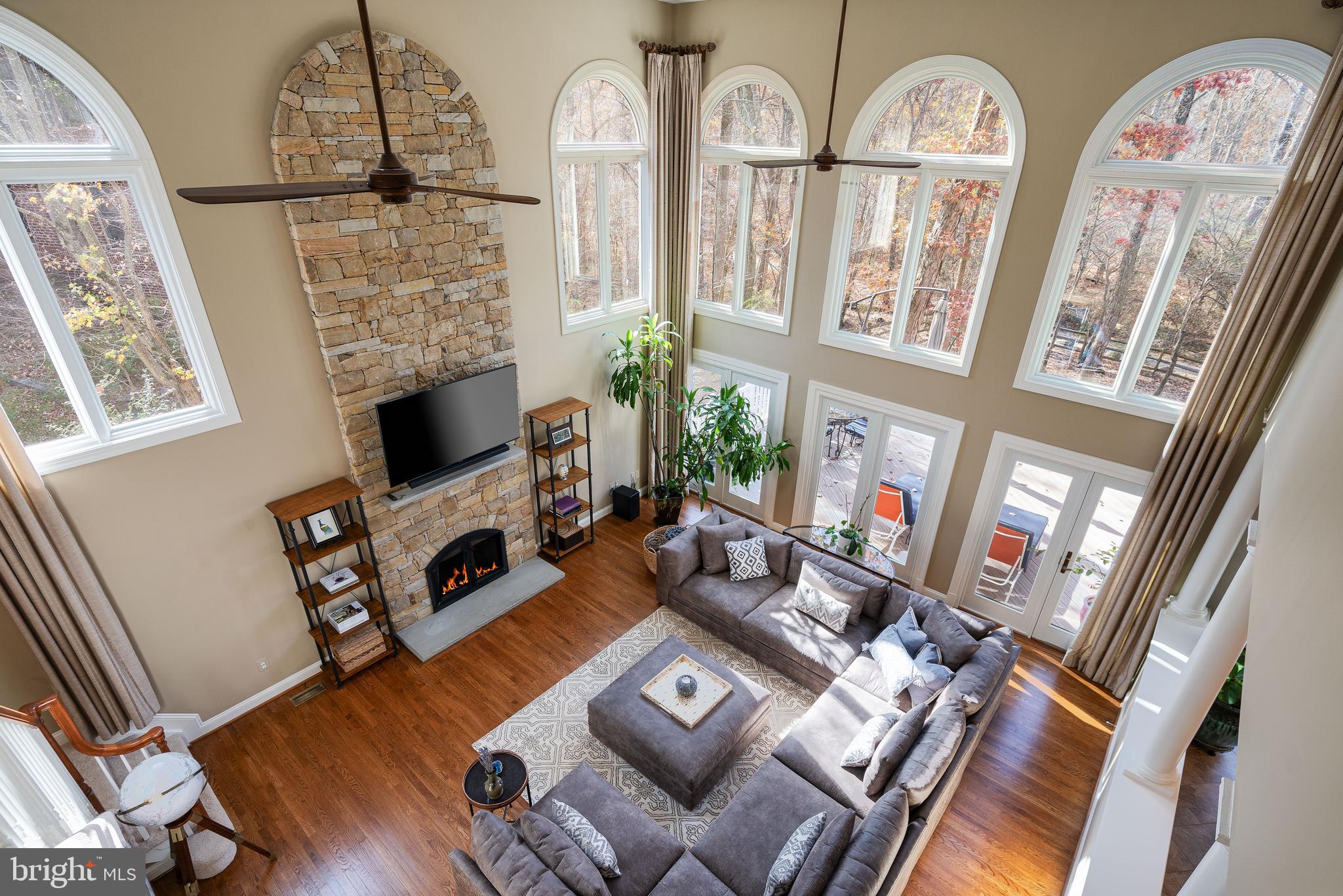 RESTON - Residential