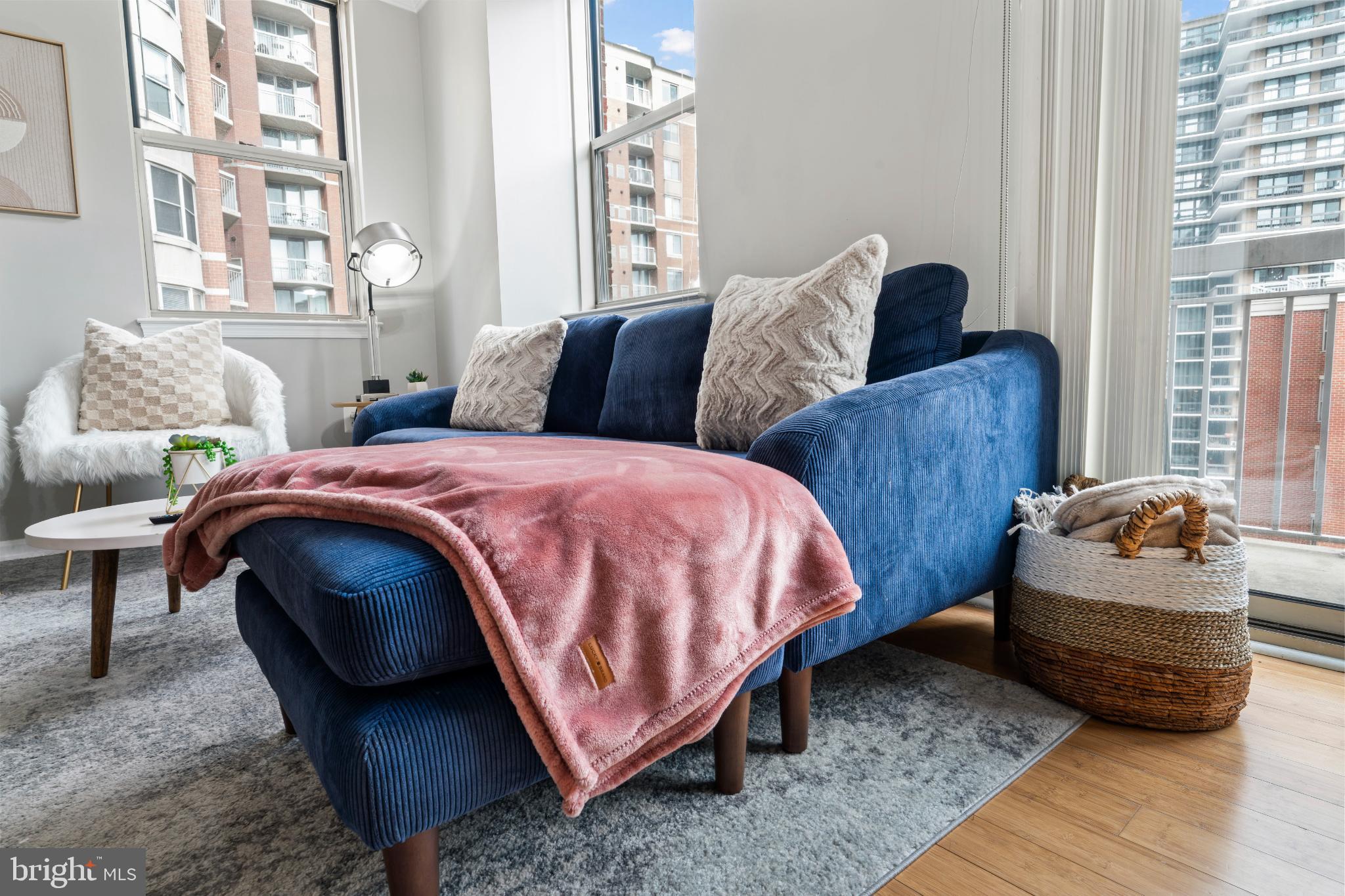 3835 N 9TH STREET N 809W