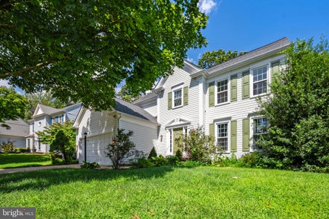Photo of 12723 Purdham Drive, WOODBRIDGE, VA 22192 (MLS # VAPW2128996)