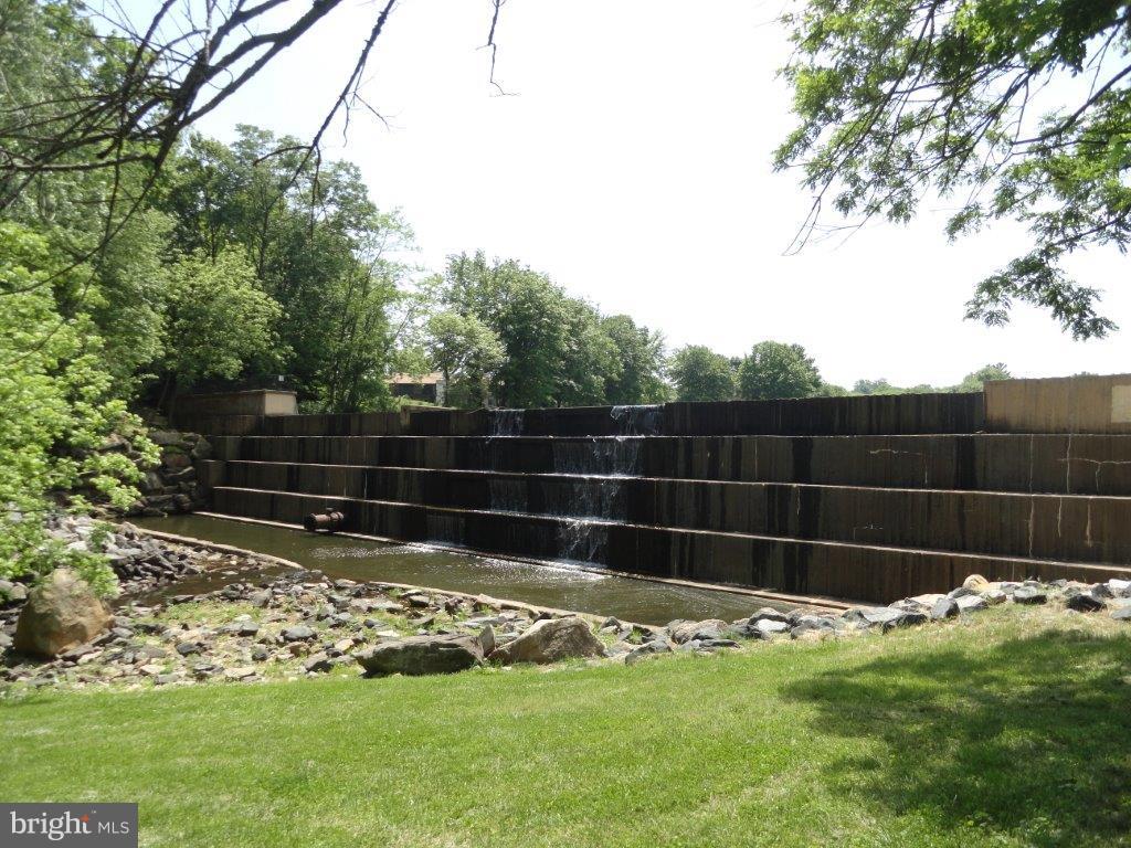 WILDE LAKE - Residential