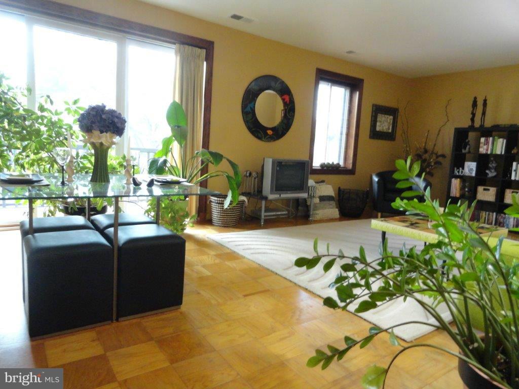 WILDE LAKE - Residential