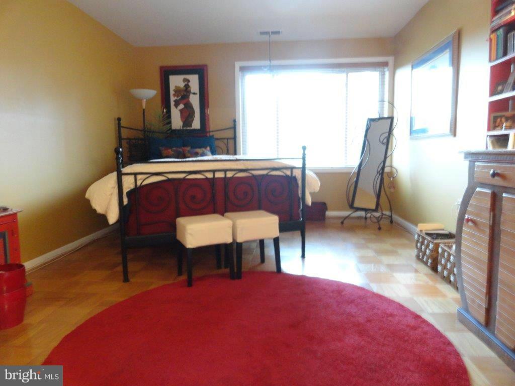 WILDE LAKE - Residential