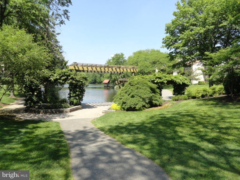 WILDE LAKE - Residential