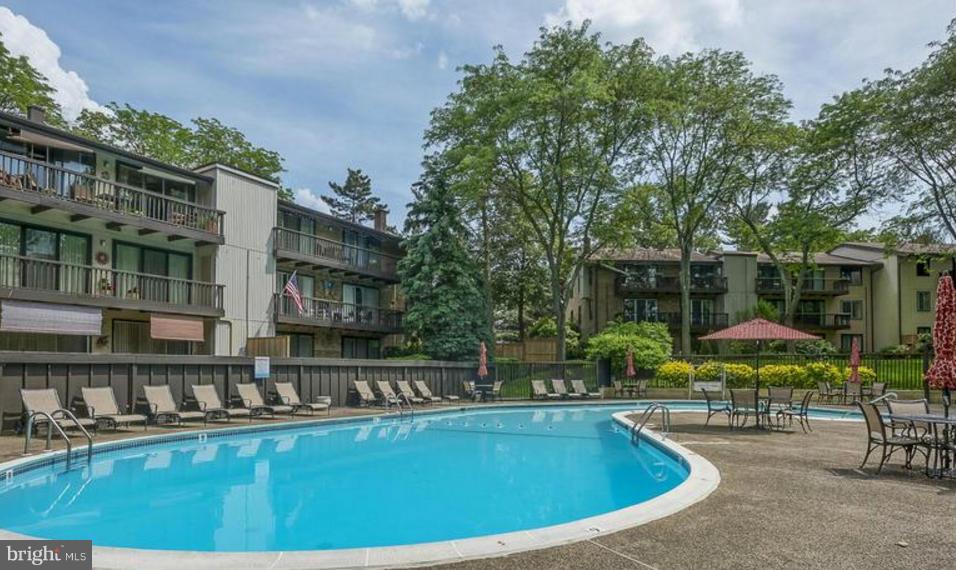 WILDE LAKE - Residential