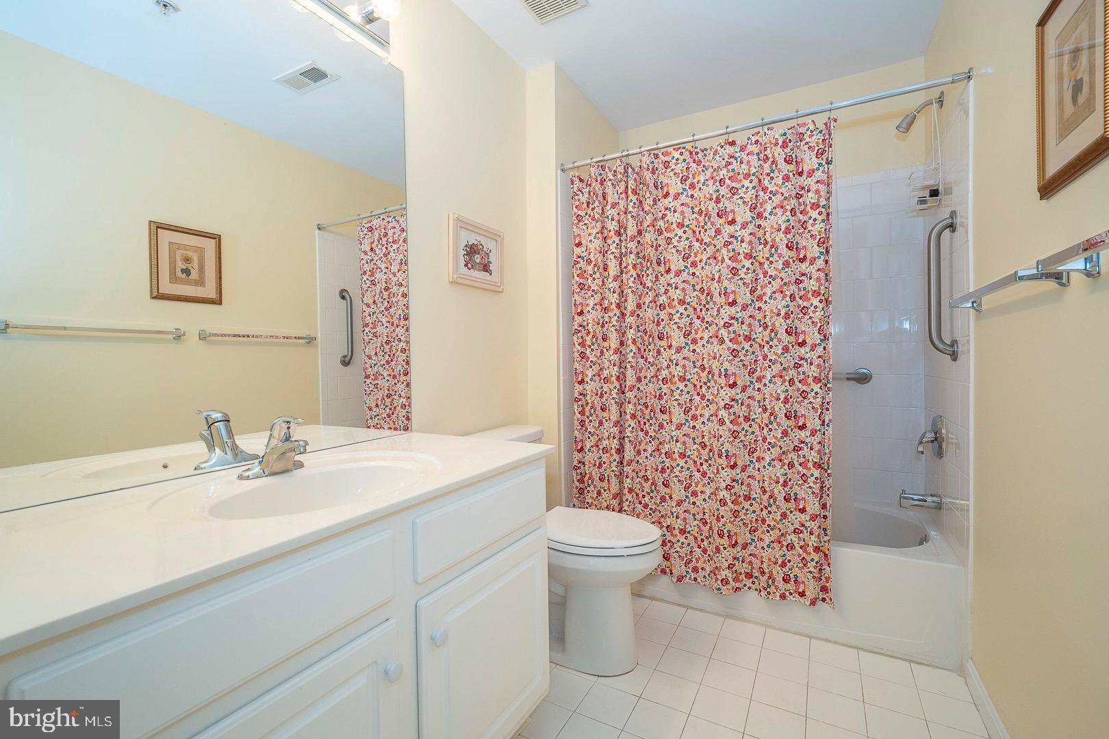 SPRINGTON POINTE WOODS - Residential