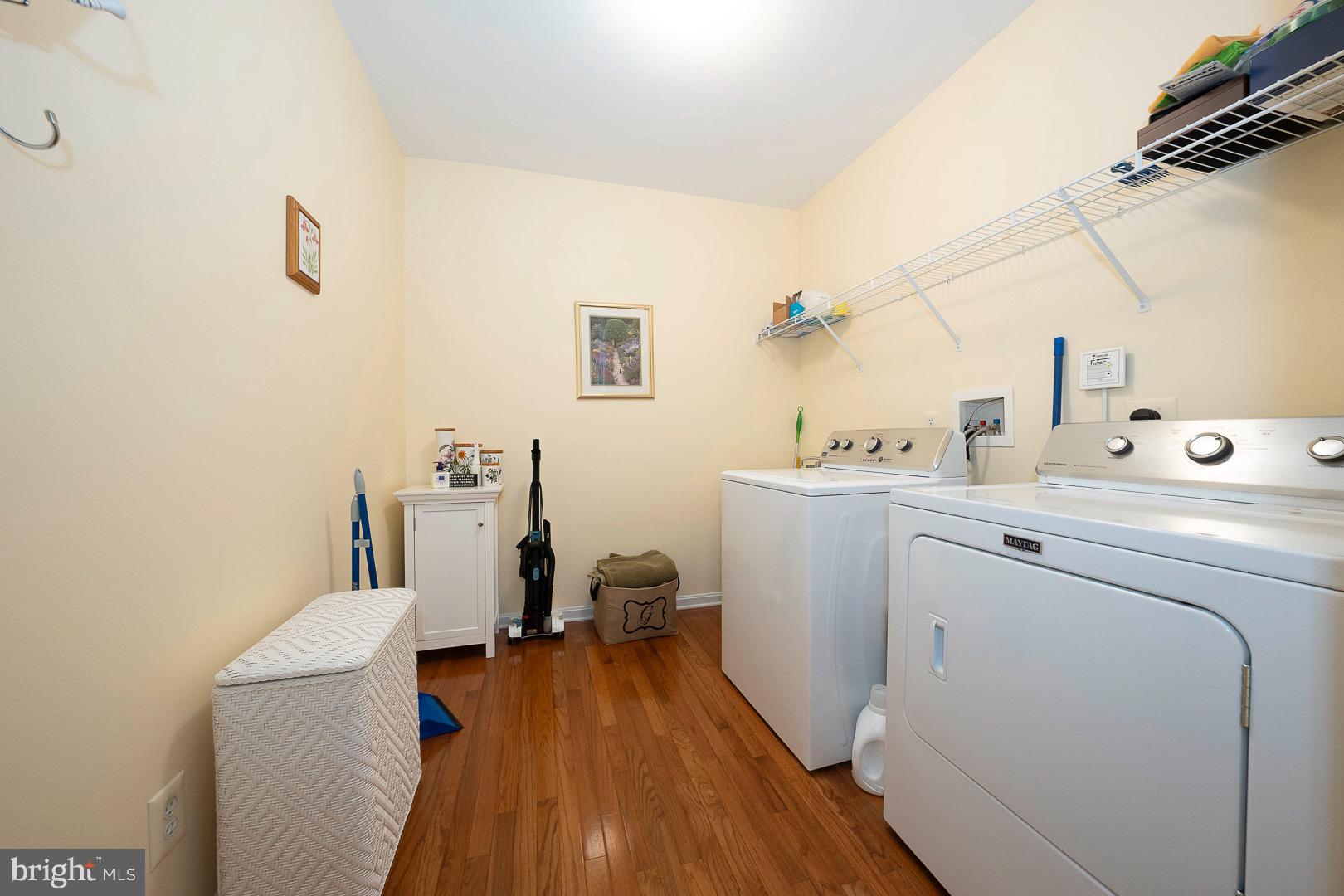 SPRINGTON POINTE WOODS - Residential