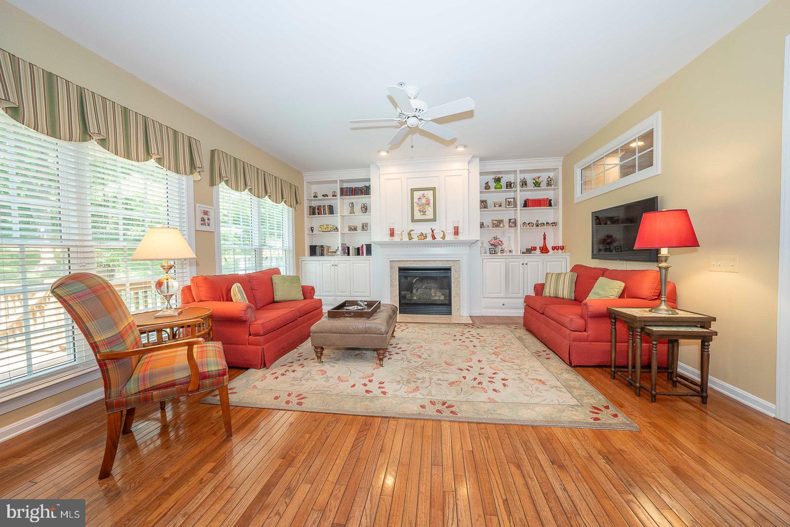 SPRINGTON POINTE WOODS - Residential