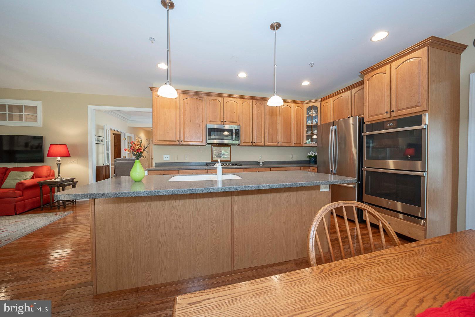 SPRINGTON POINTE WOODS - Residential