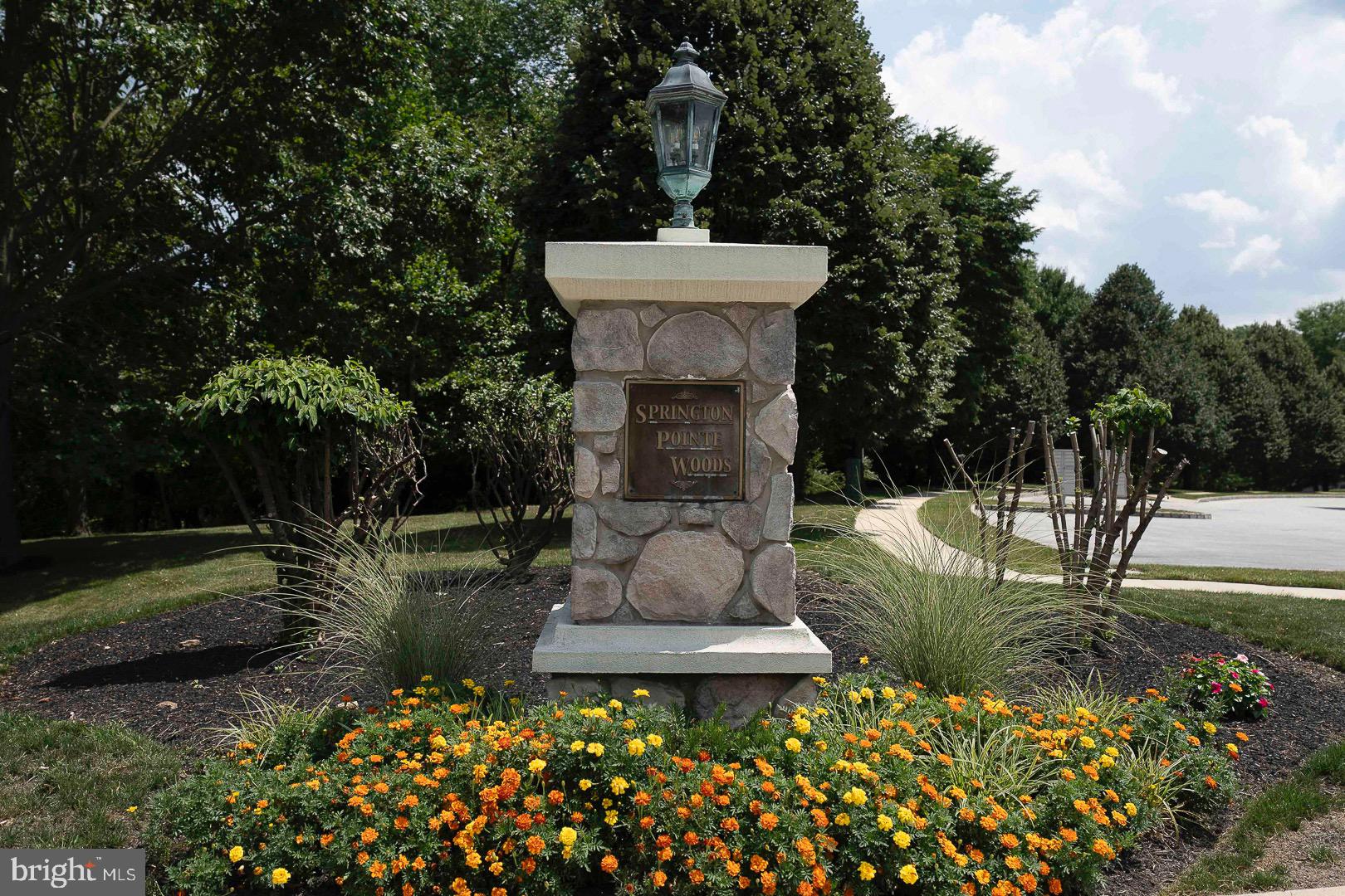 SPRINGTON POINTE WOODS - Residential