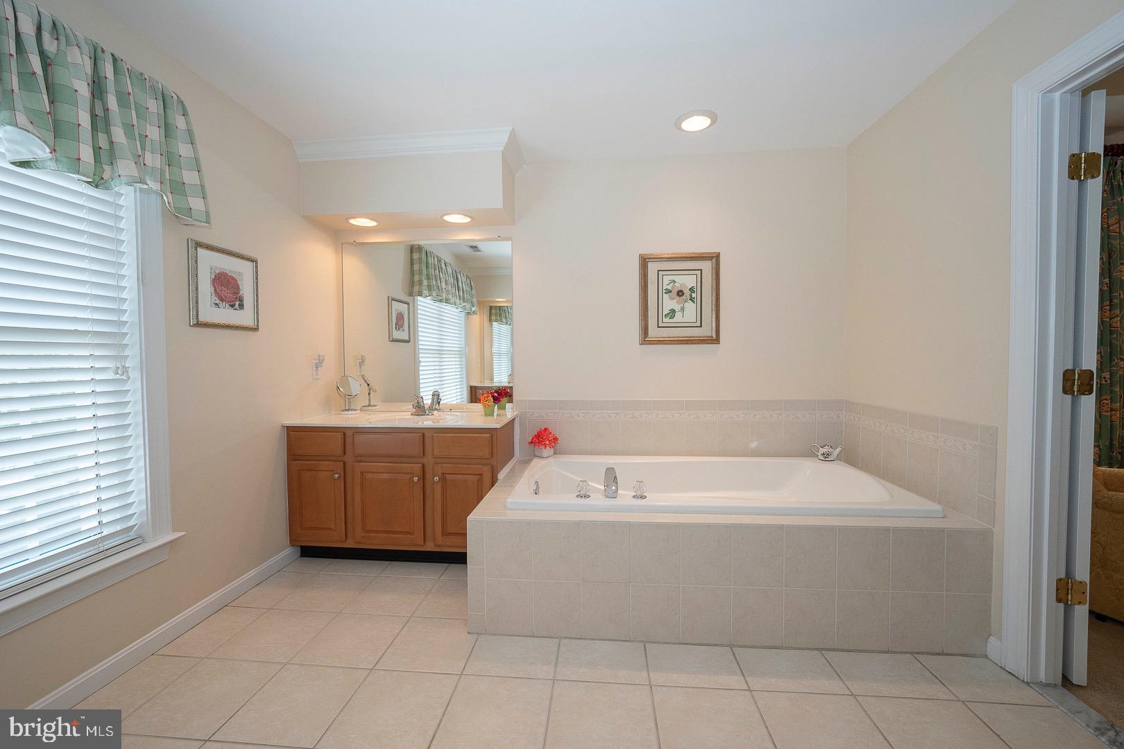 SPRINGTON POINTE WOODS - Residential