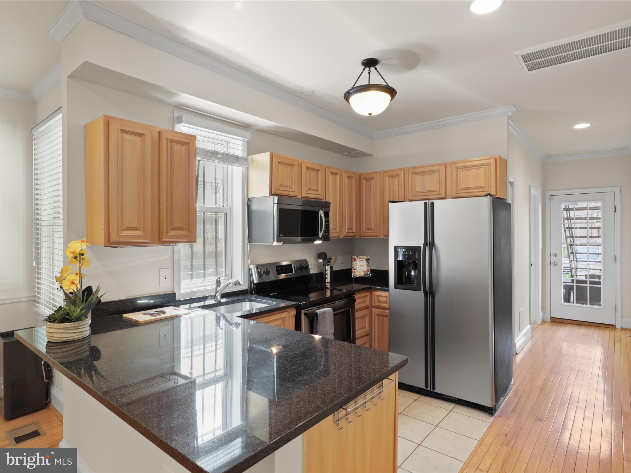 1516 10TH STREET NW 102