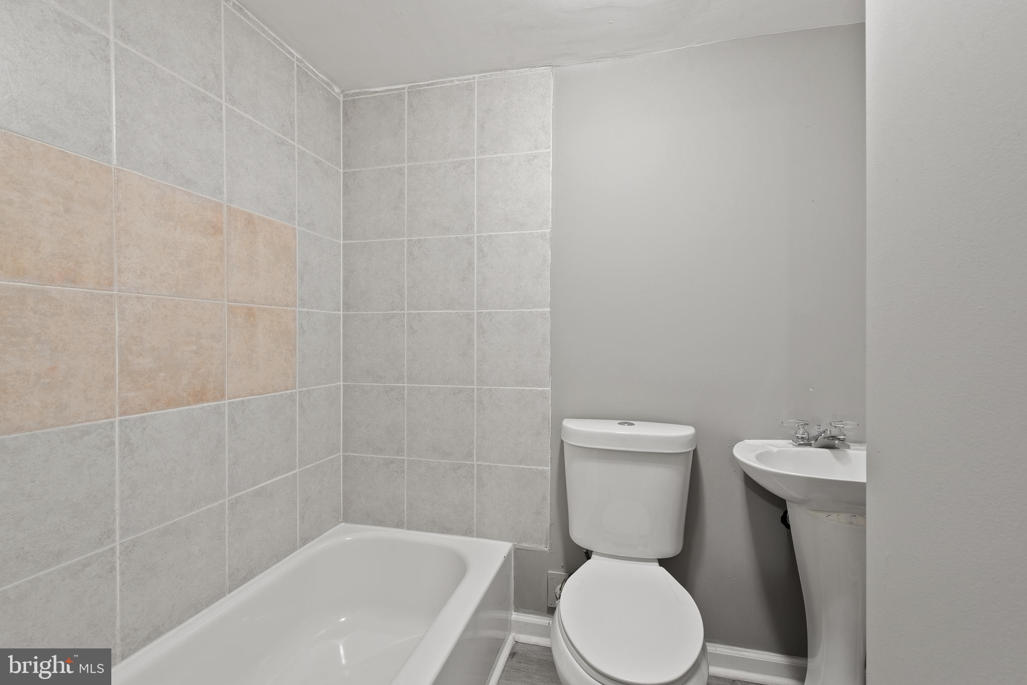 BROOKLYN - Residential