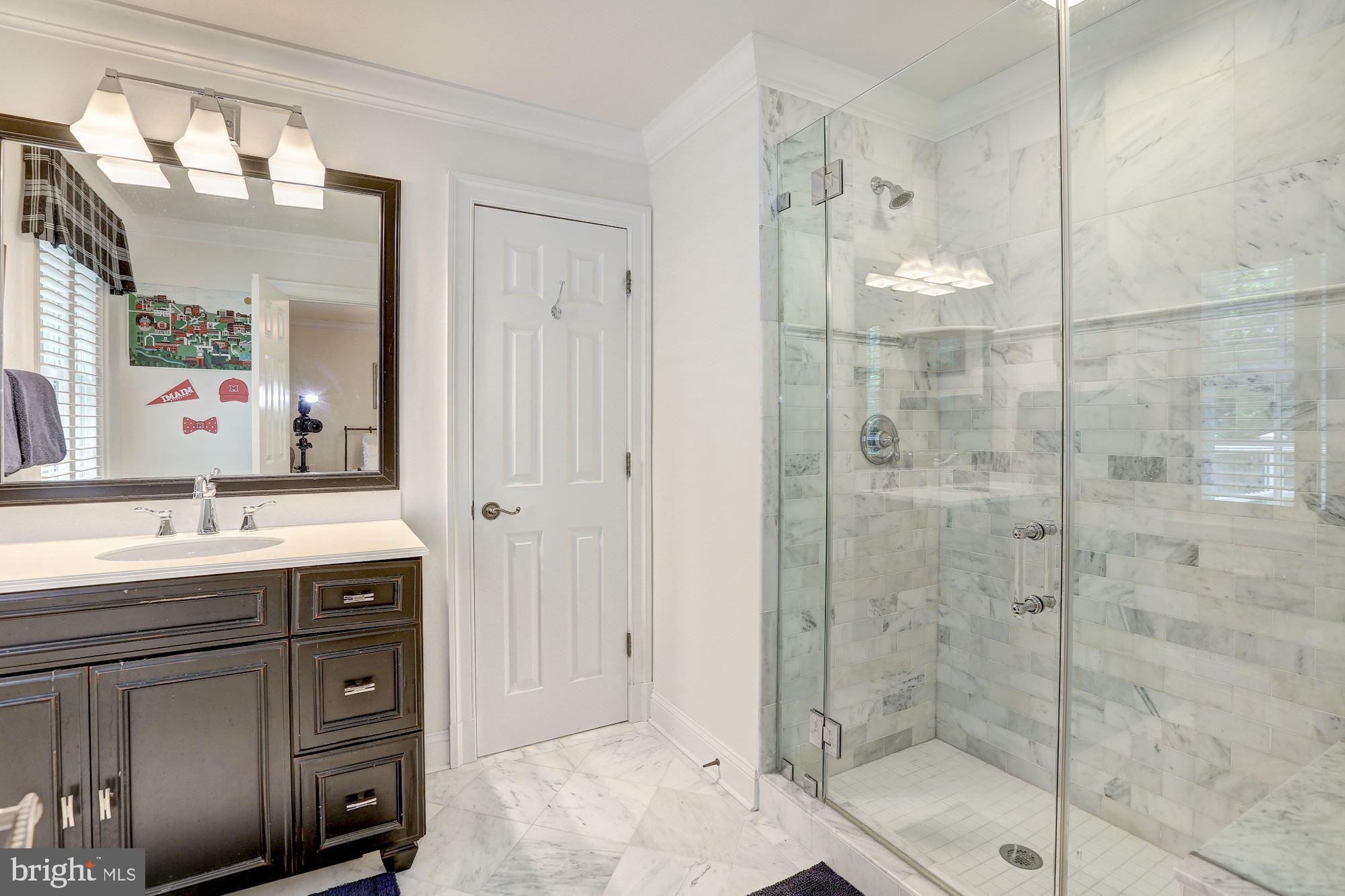 RIVER FALLS - Residential