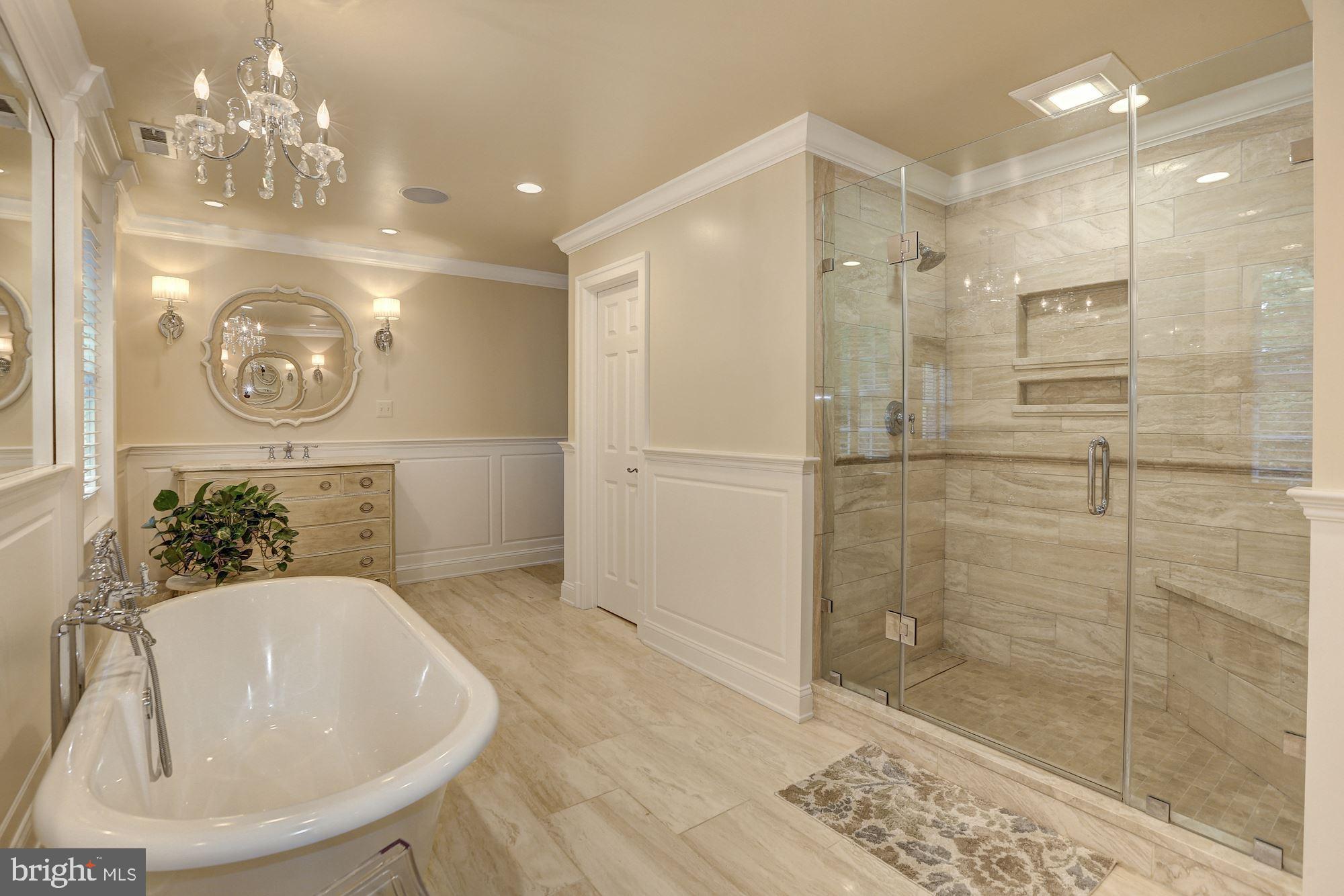 RIVER FALLS - Residential