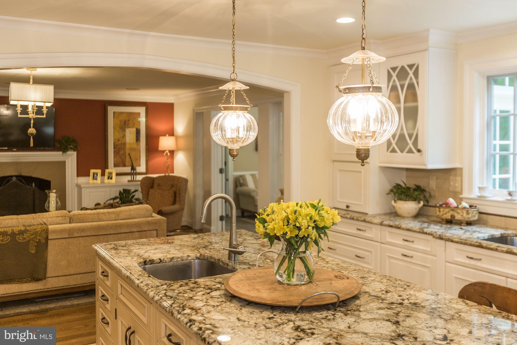 RIVER FALLS - Residential