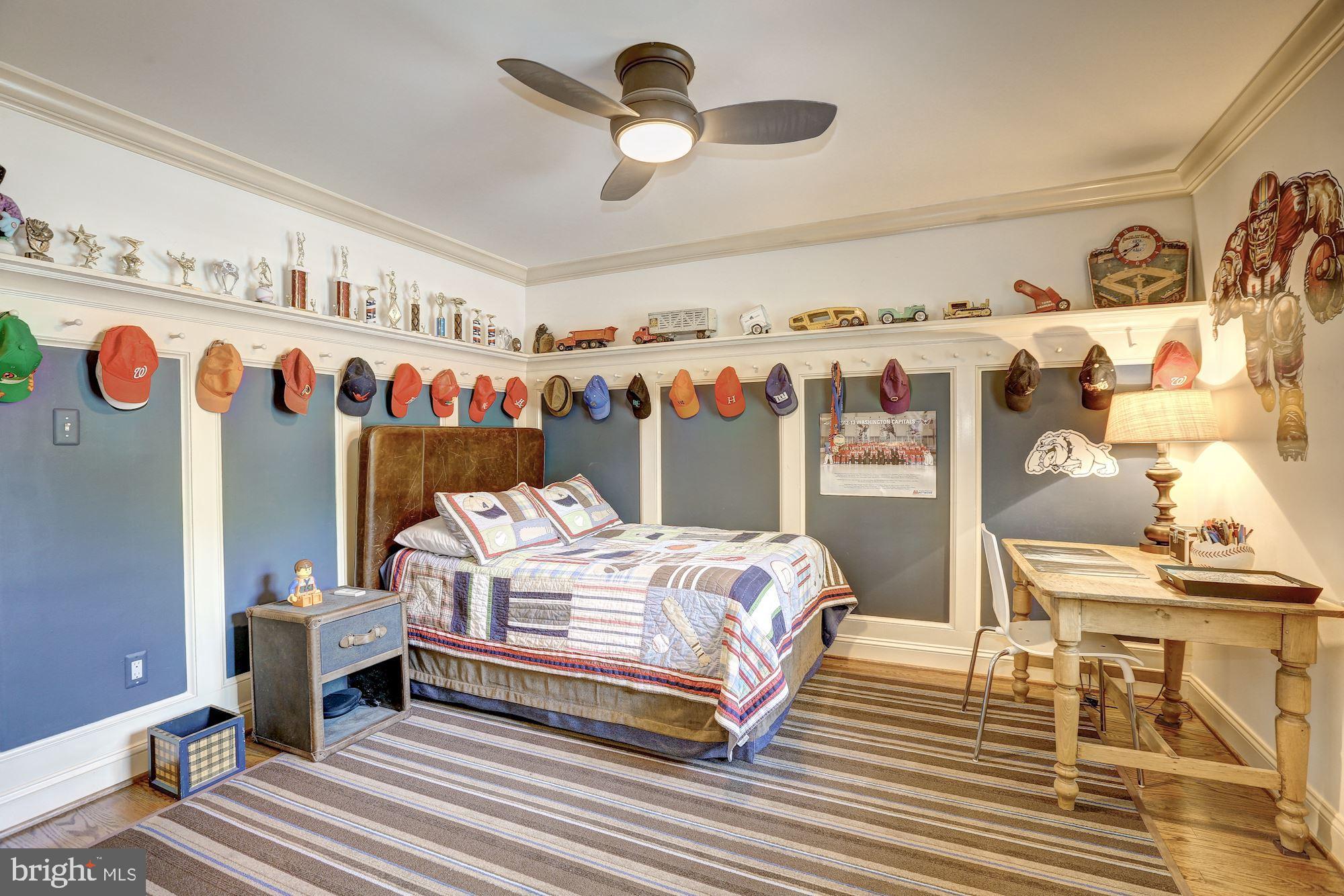 RIVER FALLS - Residential