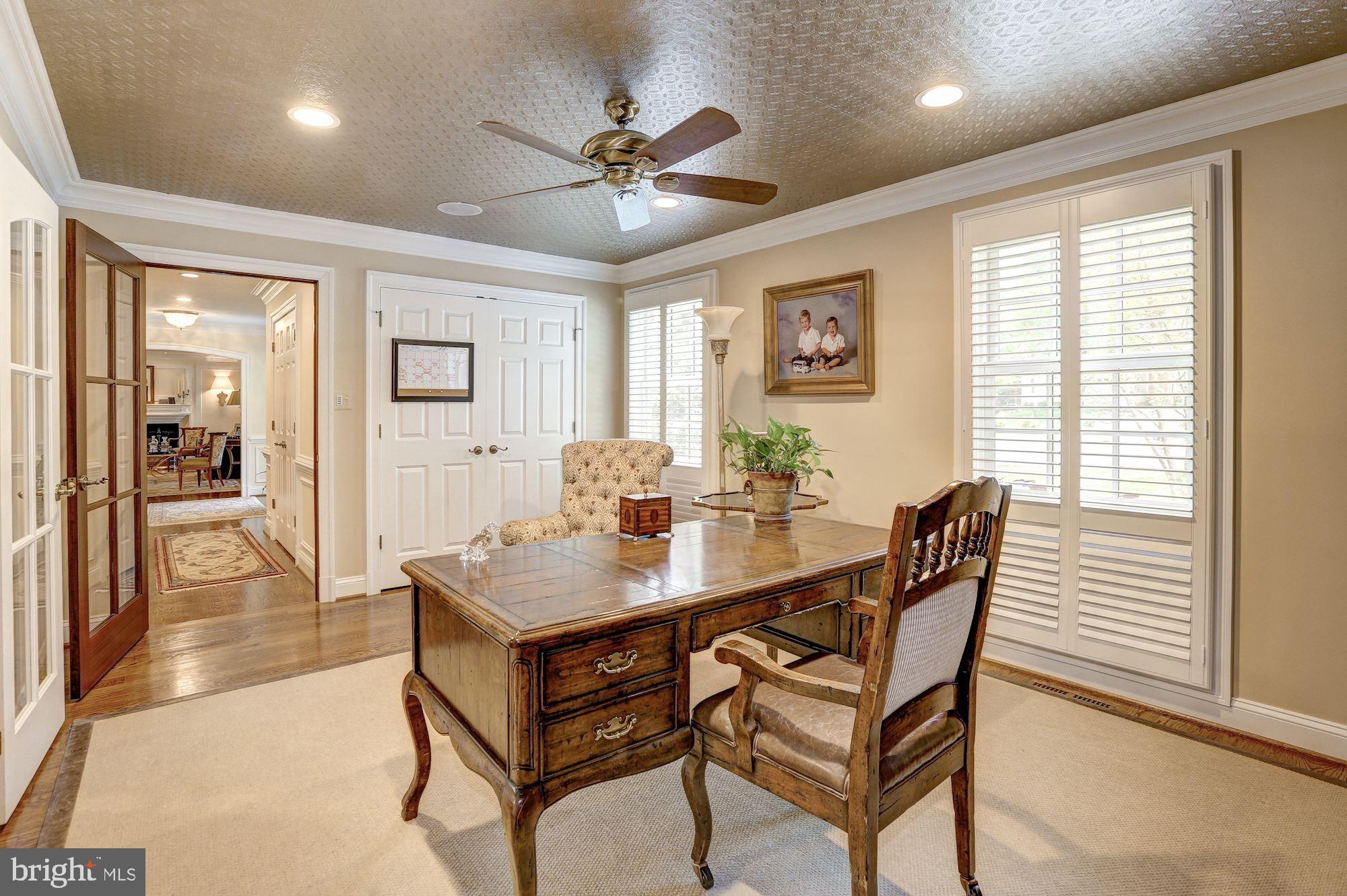 RIVER FALLS - Residential