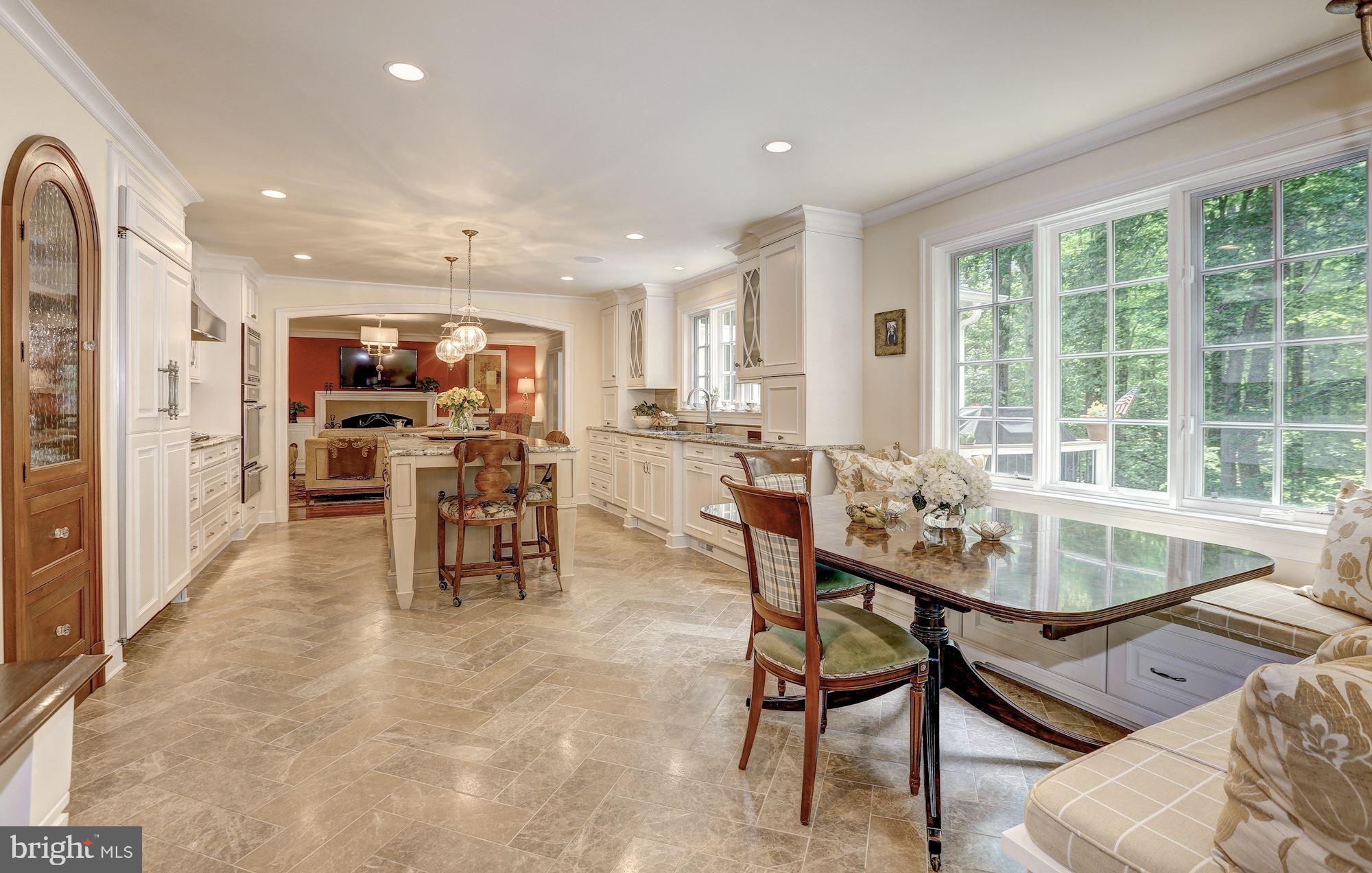 RIVER FALLS - Residential